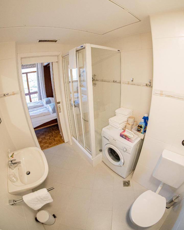 Flow Apartments Winkel Atelier Merano Bagian luar foto